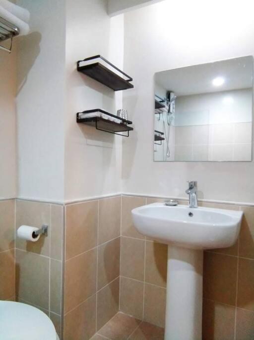 Persimmon Studios - Studio Unit- 16Th Floor - 1641 Cebu Extérieur photo